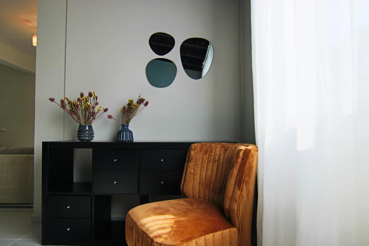 Phaedrus Living - City View Luxury Flat Harbour 03 Larnaca Bagian luar foto